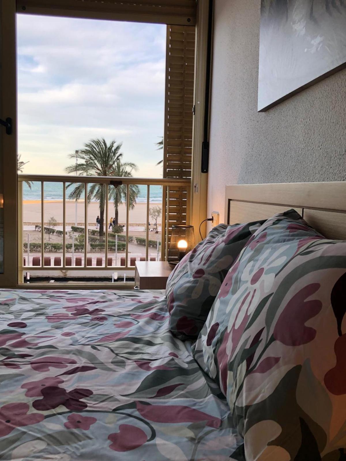 Apartamento Arensol En Primera Linea De Playa กูลเญรา ภายนอก รูปภาพ